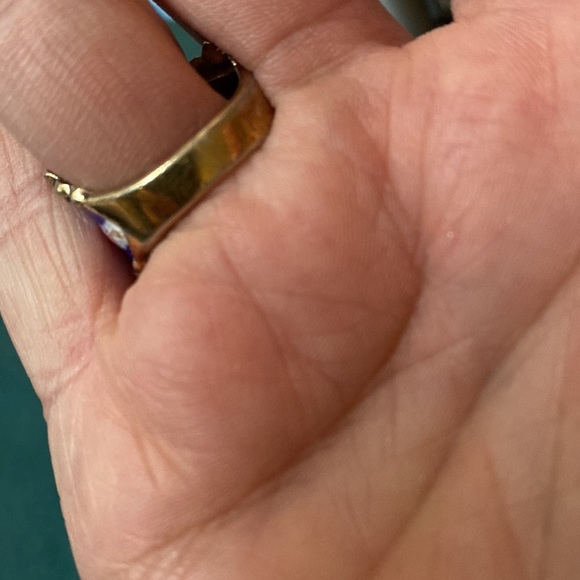 SIZE 7 Sterling Silver ring styled in cloussine design - Picture 2 of 6